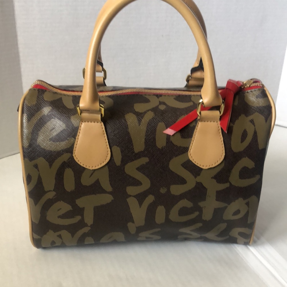 Victoria's Secret Brown Graffiti Heart Satchel with Red and Orange Accents - Picture 6 of 16